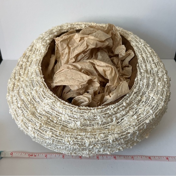 Vintage 1960s I. Magnin Ladies Wide Brim Beige White Straw Woven Summer Hat - Picture 11 of 11